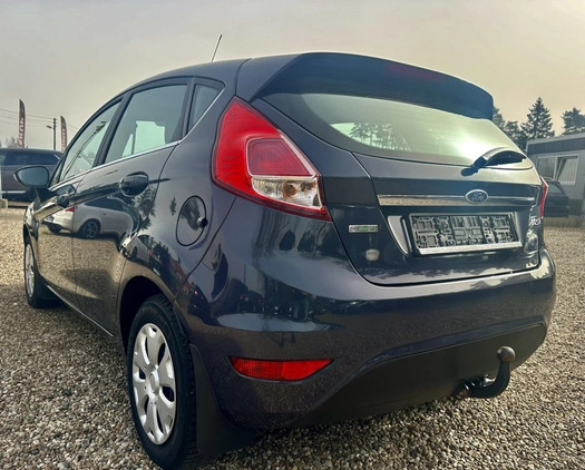 Ford Fiesta cena 27900 przebieg: 97000, rok produkcji 2015 z Milanówek małe 232